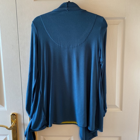 DKNY top with faux cardigan - Picture 7 of 7